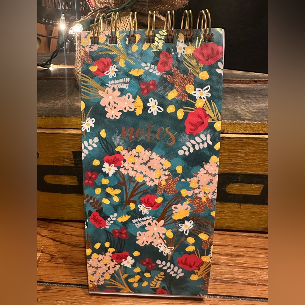 Molly & Rex Punch Studio floral spiral-bound notebook ~ New